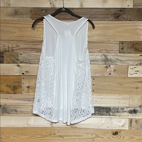 POL size Large White Three Button Lace Sleeveless Open Front Soft Blouse - Picture 9 of 9